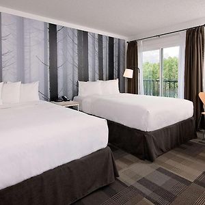 Coast Canmore Hotel & Conference Centre